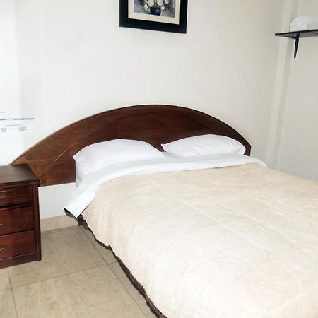 Hostal Suenos Brena Лима Экстерьер фото